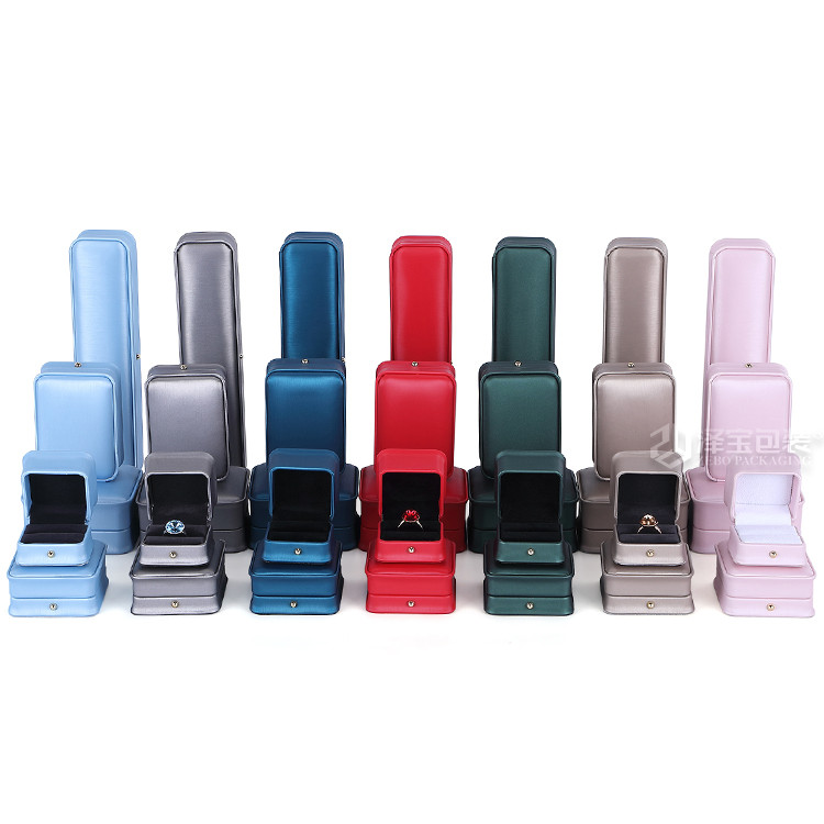 Factory Price Jewellery Box Green Multi Color Waisted PU Leather Jewelry Box Custom Logo necklace Bracelet packaging Box