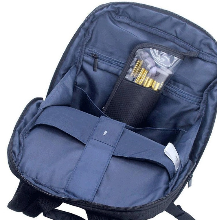 Cosmetic packaging bag  professional portable lack cosmetic bags bulk cosmetic bags cases travel