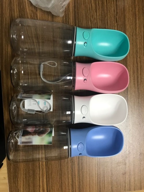 Pet products 250ml 550ml carry convenient dog water portable pet water bottle